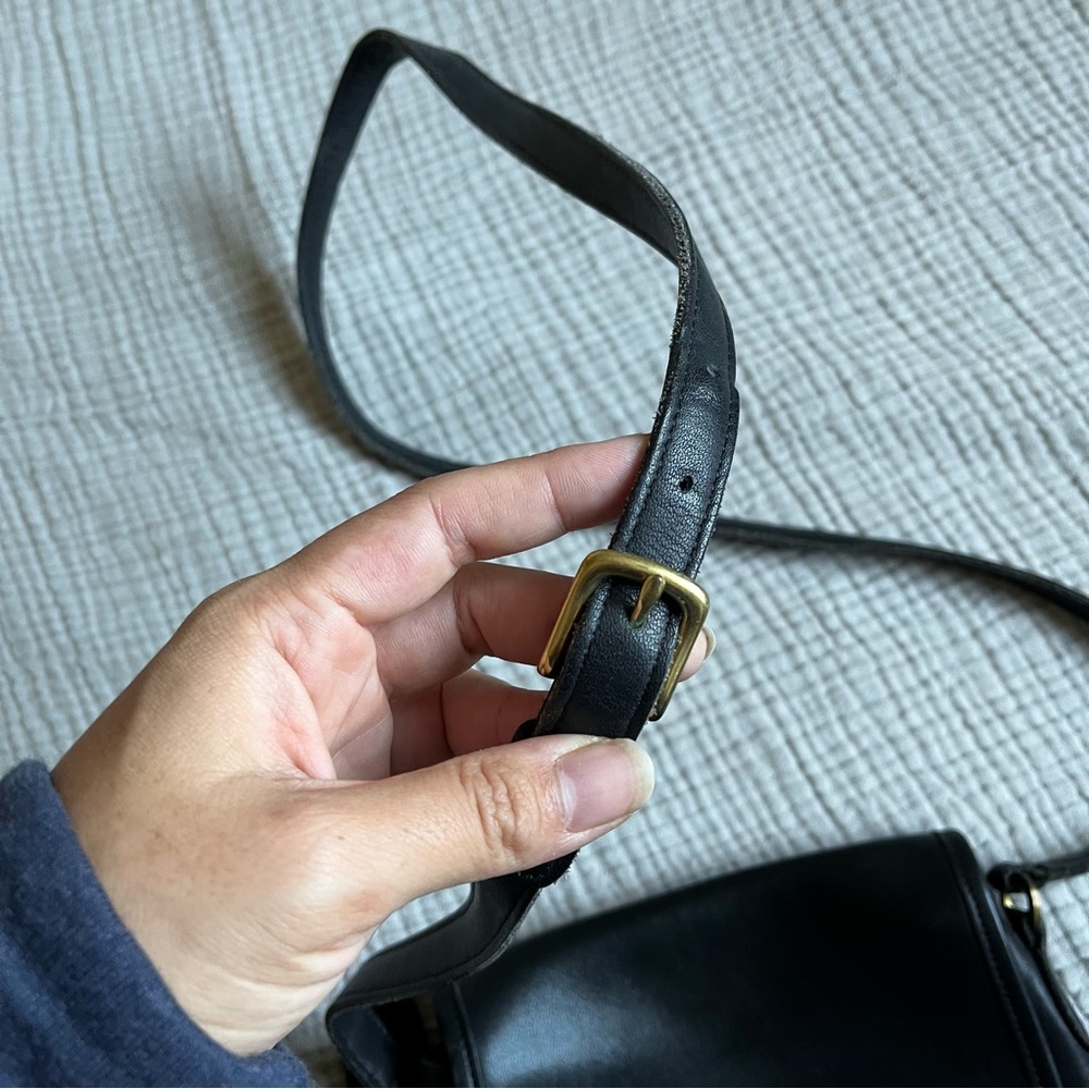 Vintage Coach 1990s 90s black genuine leather crossbody purse - Picture 8 of 12